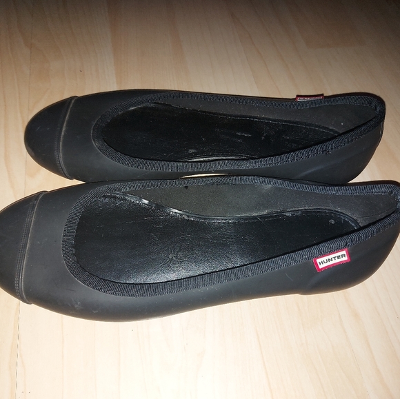 Hunter Black Flats - Picture 3 of 7